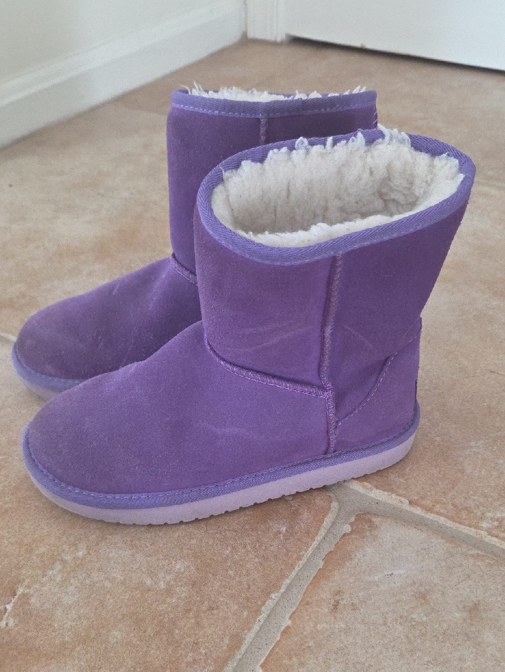 Koolaburra by UGG Koola Short Boot in a purple